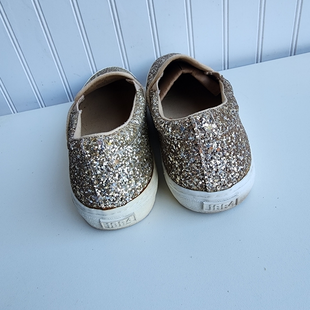 OLD NAVY Taupe Glitter Elastic Sneaker Slip On Womens Gold Size 8 - Picture 10 of 10